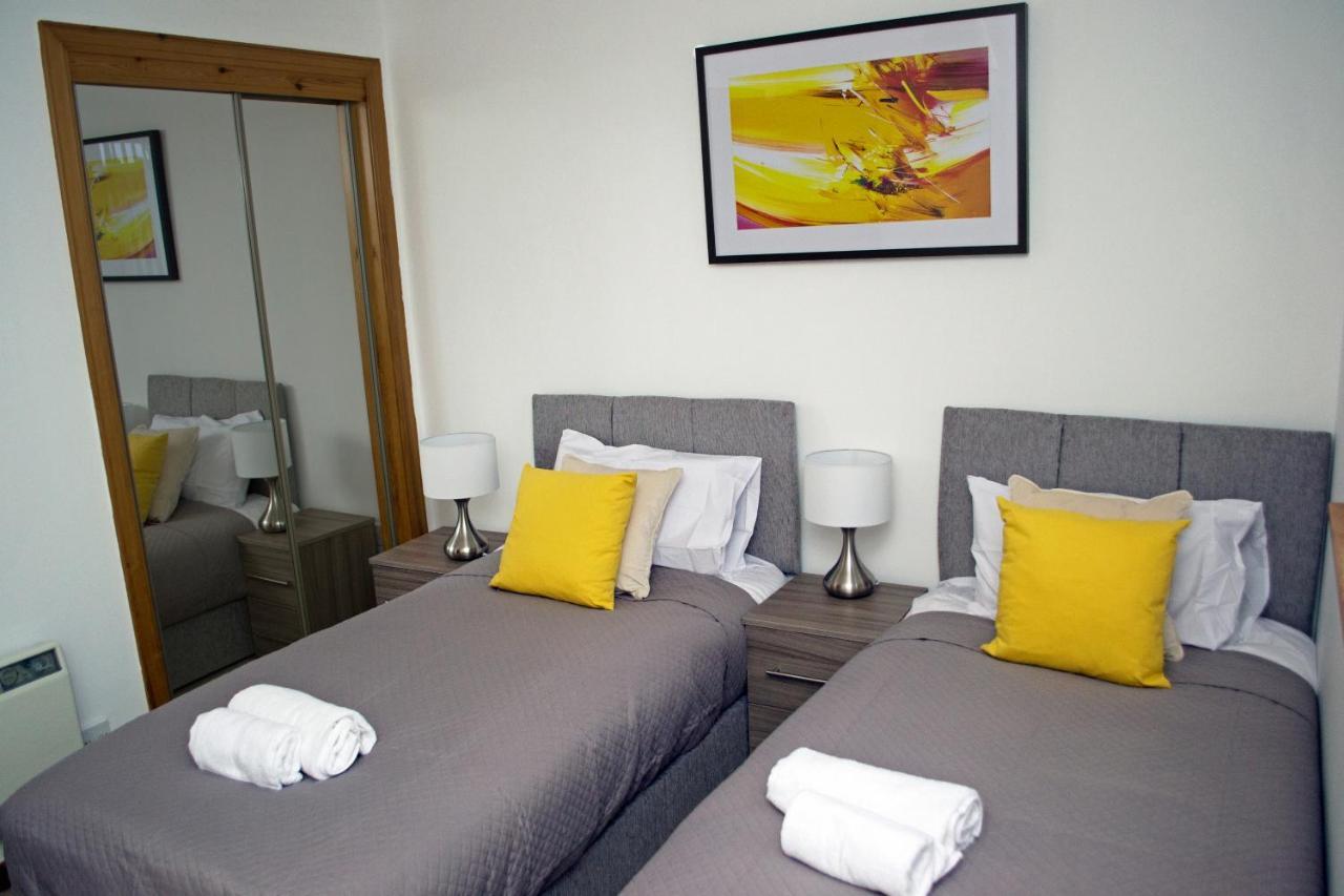 Superb 2 Bedroom Flat - Refurbished Dec 2024 인버네스 외부 사진
