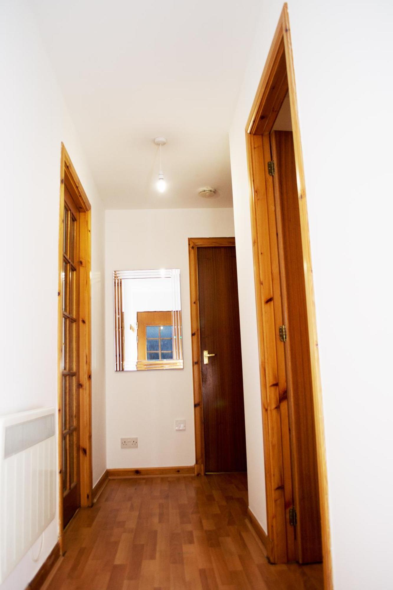 Superb 2 Bedroom Flat - Refurbished Dec 2024 인버네스 외부 사진